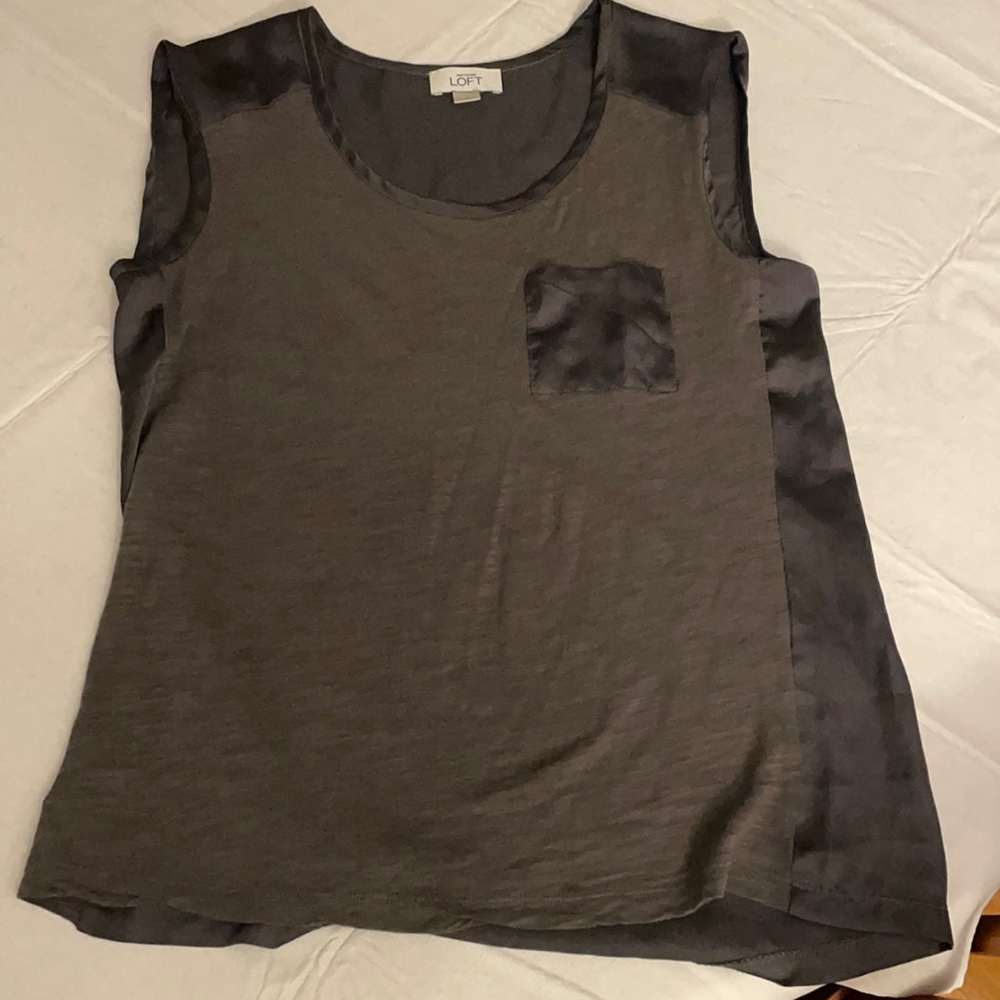 Ann Taylor Fancy t-shirt